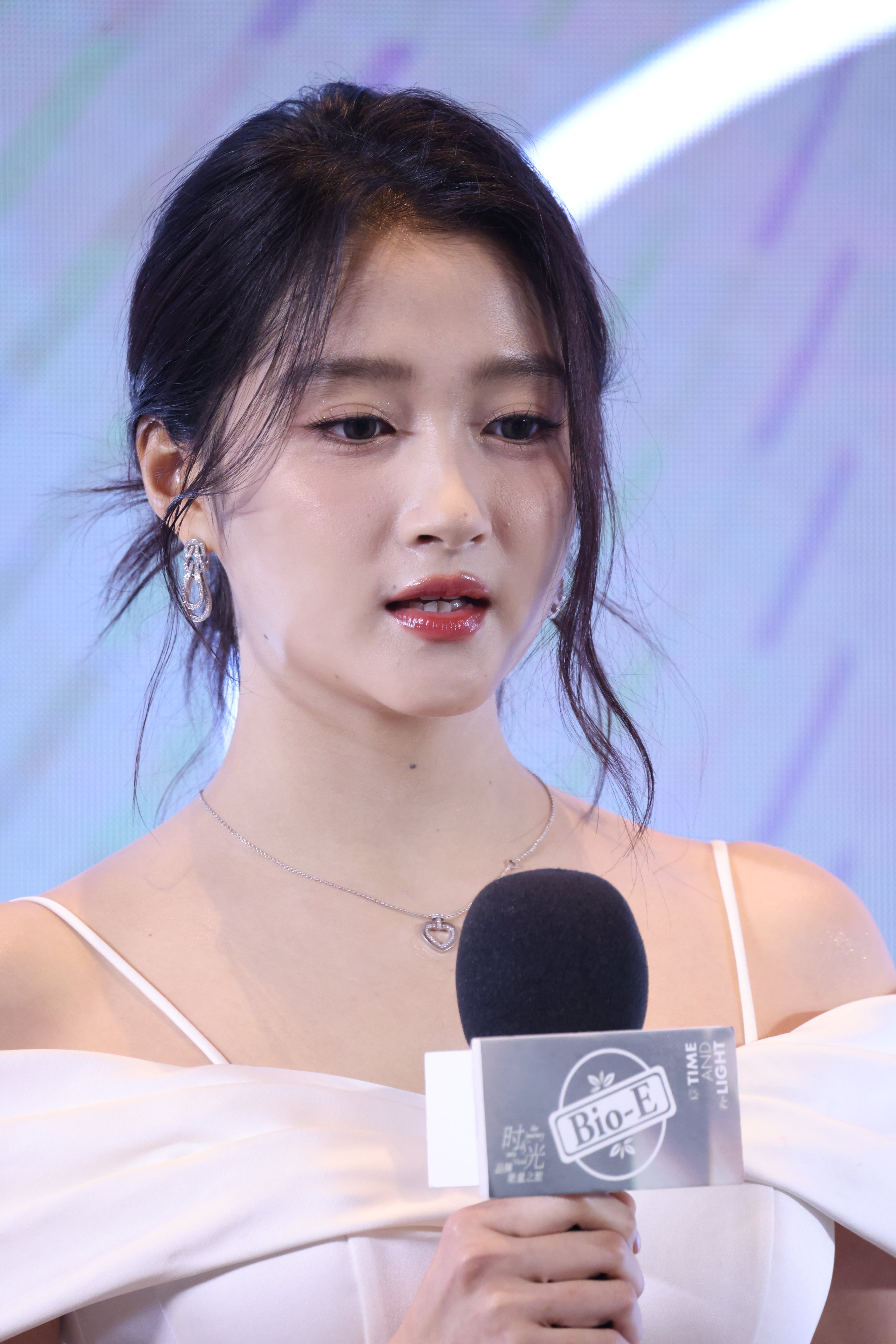 关晓彤 化妆品活动生图 吊带抹胸超短裙 173p